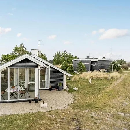 Lovely In Thisted With Kitchen Holiday home Norre Vorupor